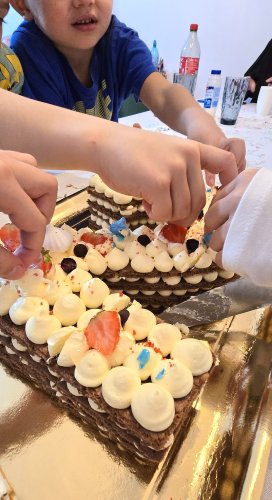 Tort Cifră 1,6 kilograme